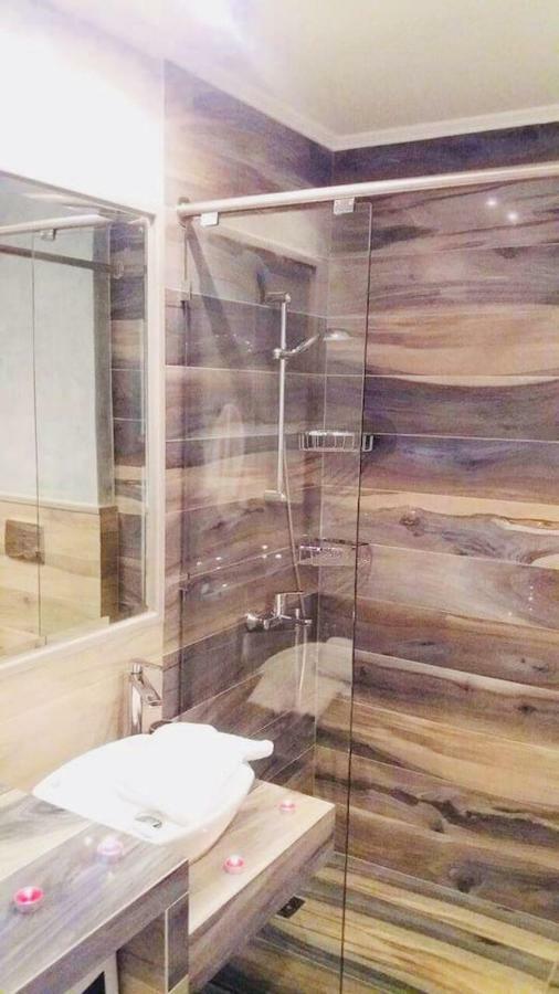New Luxury Apartments In Плакиас Экстерьер фото