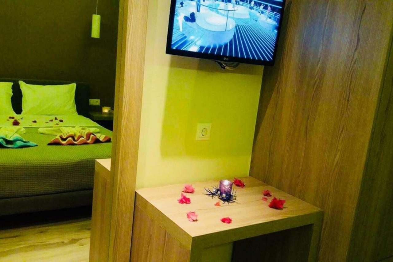 New Luxury Apartments In Плакиас Экстерьер фото